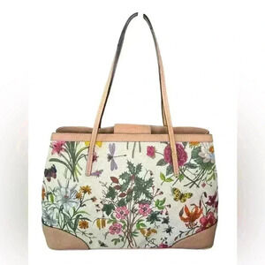 Gucci Vintage Medium Floral Camvas Pink/Beige Leather Tote Bag.